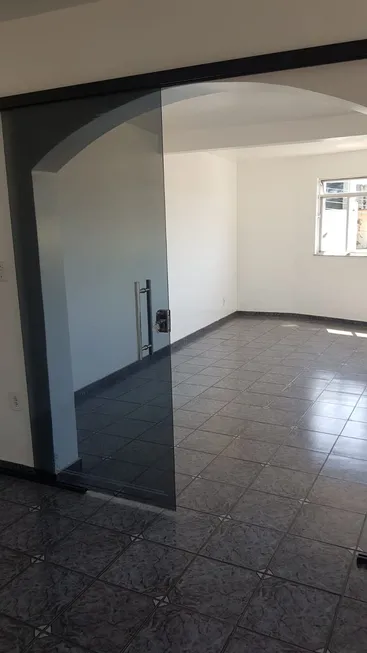 Foto 1 de Casa com 4 Quartos para alugar, 50m² em Jk, Juiz de Fora