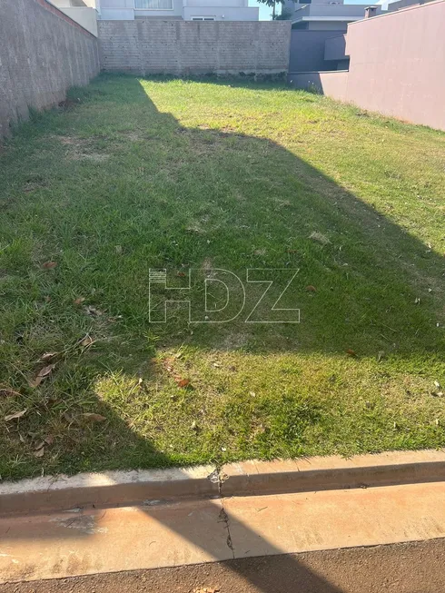 Foto 1 de Lote/Terreno à venda, 275m² em Residencial Village Damha II, Araraquara