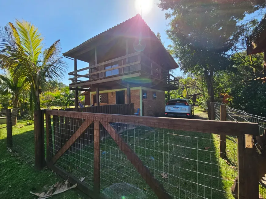 Foto 1 de Casa de Condomínio com 3 Quartos à venda, 140m² em Grama, Garopaba