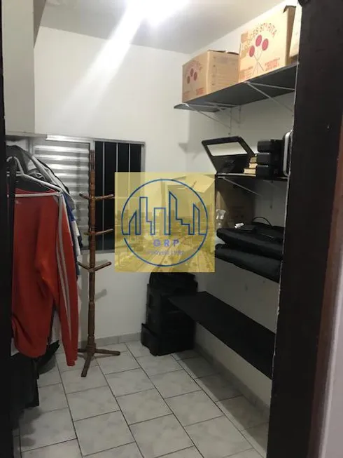 Foto 1 de Sobrado com 4 Quartos à venda, 200m² em Jardim Cristiane, Santo André