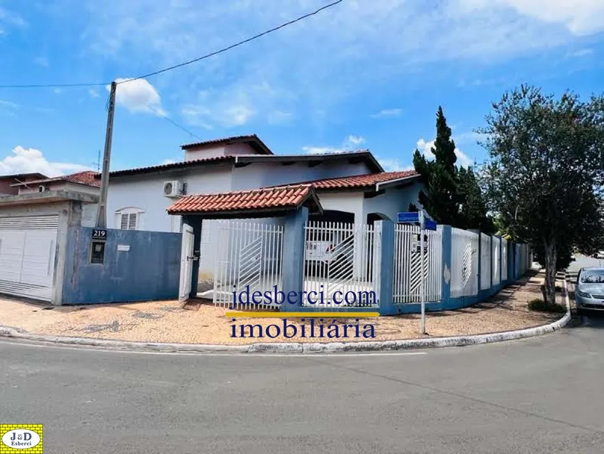 Foto 1 de Casa com 4 Quartos à venda, 279m² em Morada das Flores, Holambra