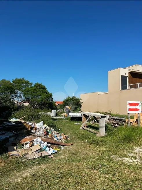 Foto 1 de Lote/Terreno à venda, 369m² em Areias de Palhocinha, Garopaba