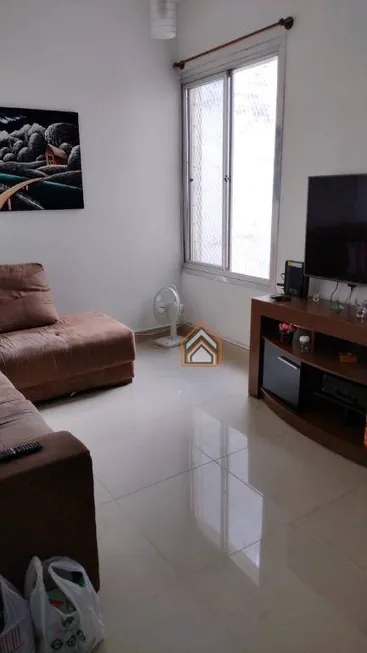 Foto 1 de Apartamento com 2 Quartos à venda, 65m² em Navegantes, Porto Alegre