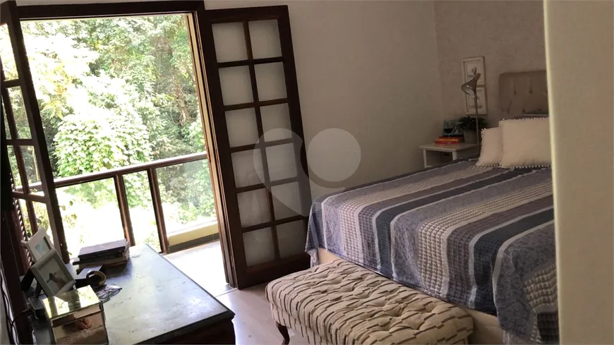 Foto 1 de Casa de Condomínio com 3 Quartos à venda, 346m² em Serra da Cantareira, Mairiporã