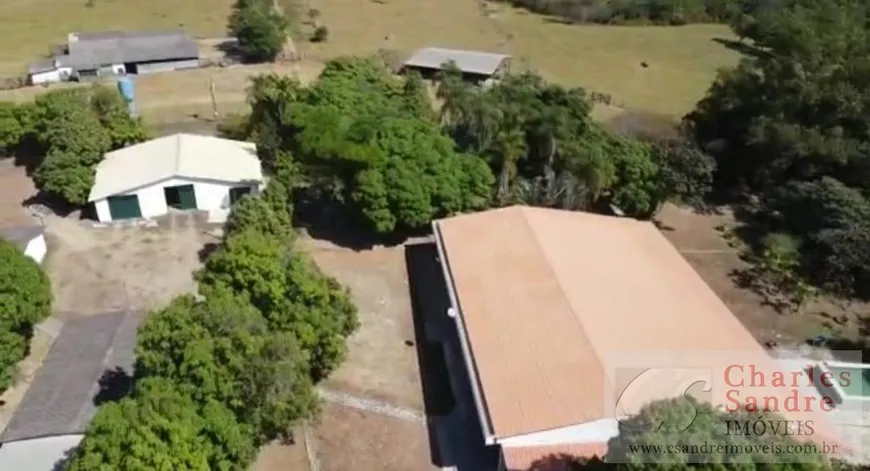 Foto 1 de Fazenda/Sítio com 3 Quartos à venda, 20m² em Zona Rural, Cocalzinho de Goiás