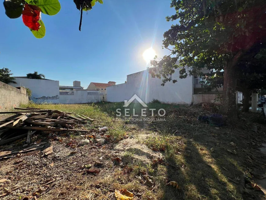 Foto 1 de Lote/Terreno à venda, 361m² em Camboinhas, Niterói