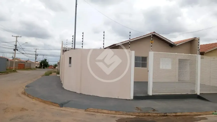 Foto 1 de Casa com 2 Quartos à venda, 200m² em Residencial Coxipo, Cuiabá