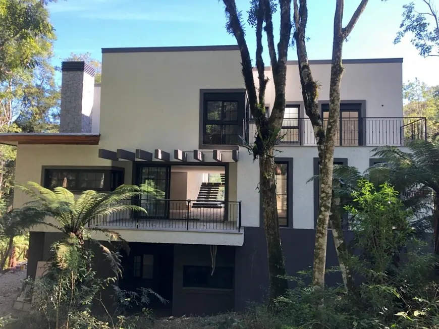 Foto 1 de Casa com 3 Quartos à venda, 605m² em Mato Queimado, Gramado