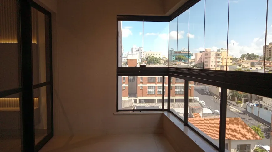 Foto 1 de Apartamento com 3 Quartos à venda, 96m² em Cazeca, Uberlândia