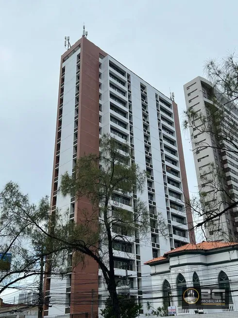 Foto 1 de Apartamento com 2 Quartos à venda, 78m² em Madalena, Recife