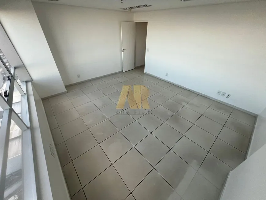 Foto 1 de Sala Comercial para alugar, 52m² em Mangabeiras, Maceió