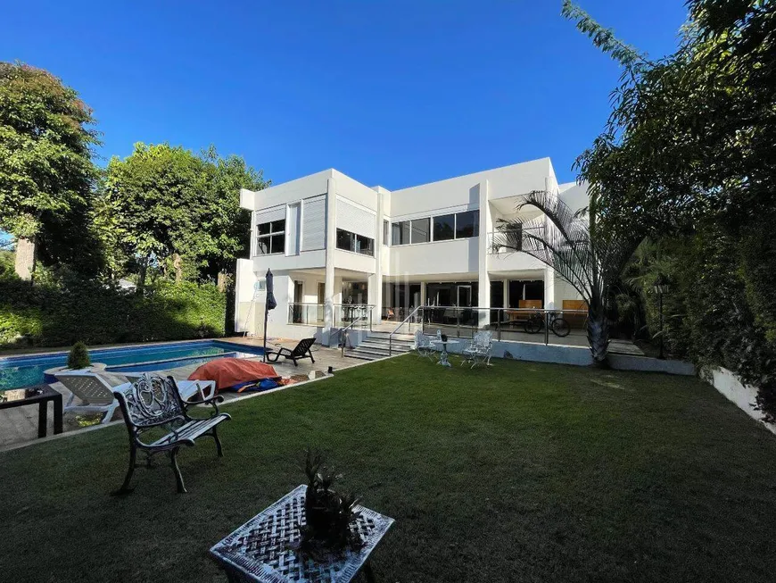 Foto 1 de Casa com 1 Quarto à venda, 900m² em Centro, Foz do Iguaçu