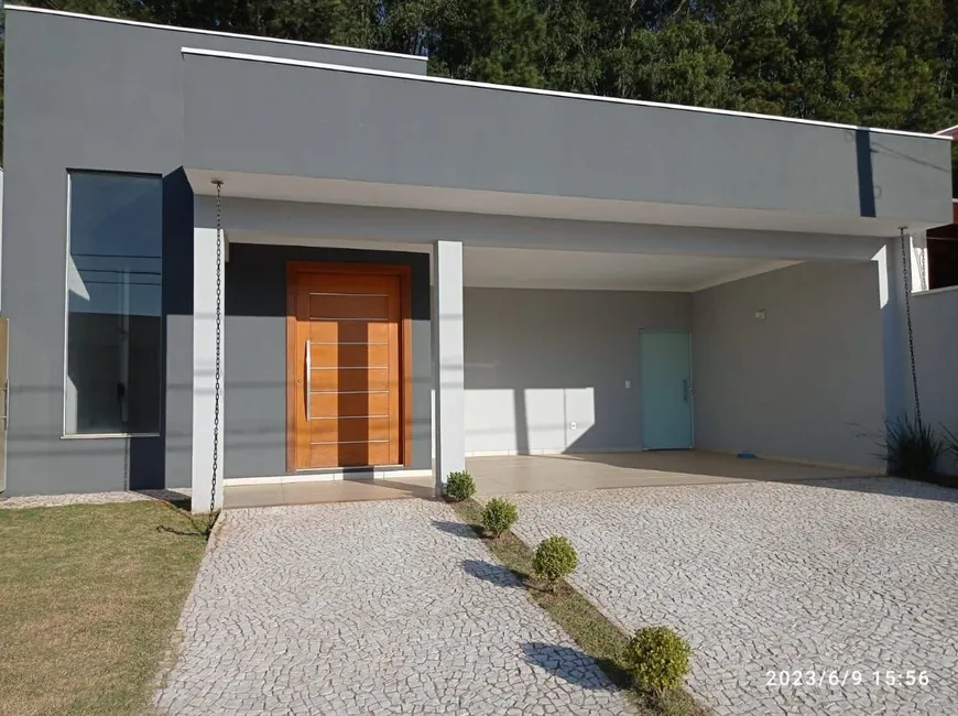 Foto 1 de Casa de Condomínio com 3 Quartos à venda, 198m² em Jardim Maria Beatriz, Mogi Mirim