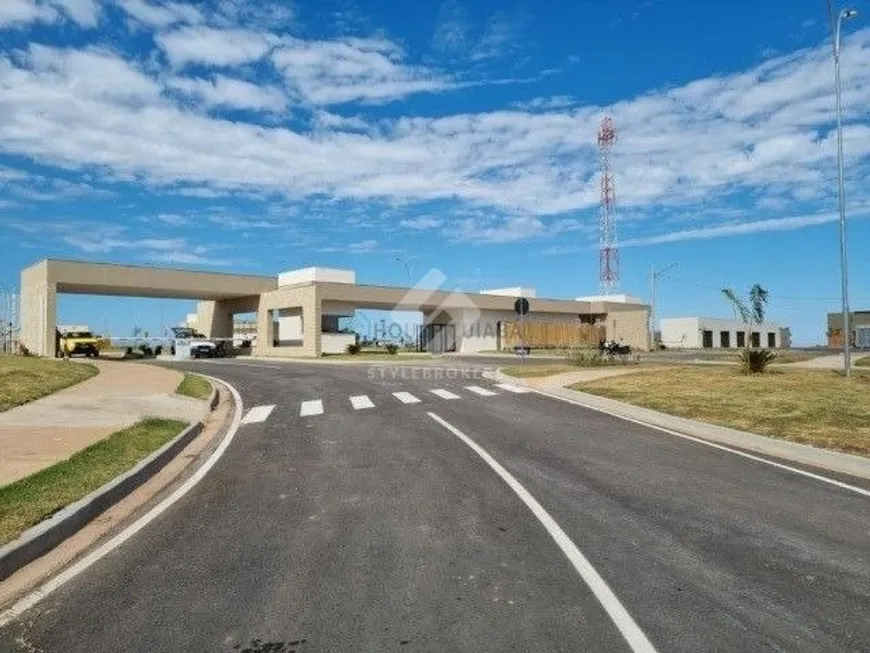 Foto 1 de Lote/Terreno à venda, 250m² em Ribeirão do Lipa, Cuiabá