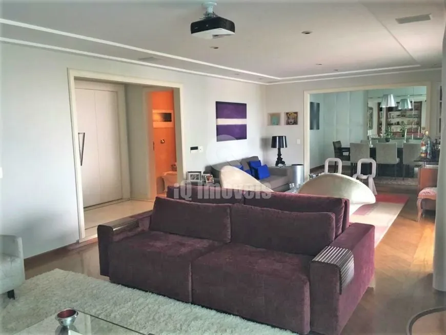 Foto 1 de Apartamento com 4 Quartos à venda, 280m² em Campo Belo, São Paulo