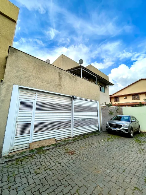 Foto 1 de Casa de Condomínio com 3 Quartos à venda, 180m² em Setor Habitacional Vicente Pires Trecho 3, Brasília