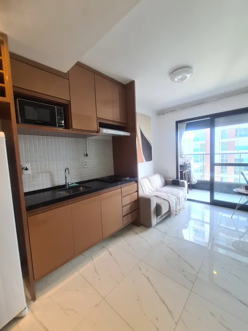 Foto 1 de Apartamento com 1 Quarto à venda, 33m² em Barra Avenida, Salvador