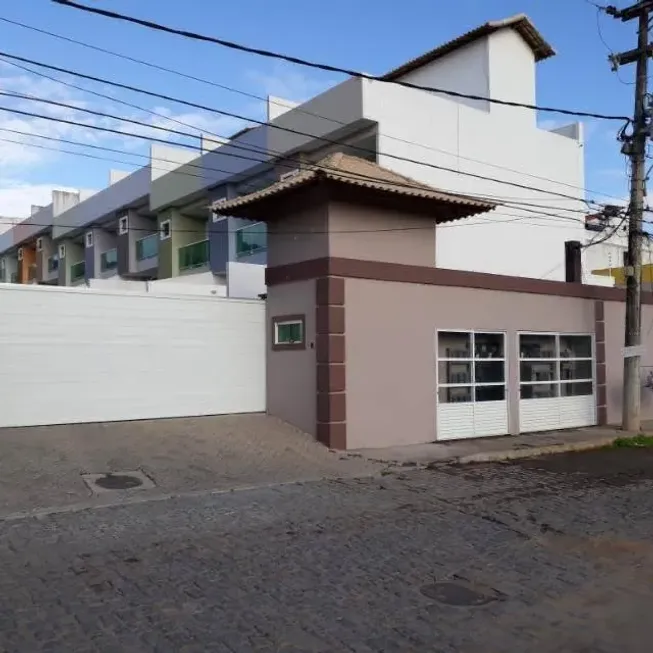 Foto 1 de Casa de Condomínio com 3 Quartos para alugar, 110m² em Novo Cavaleiro, Macaé