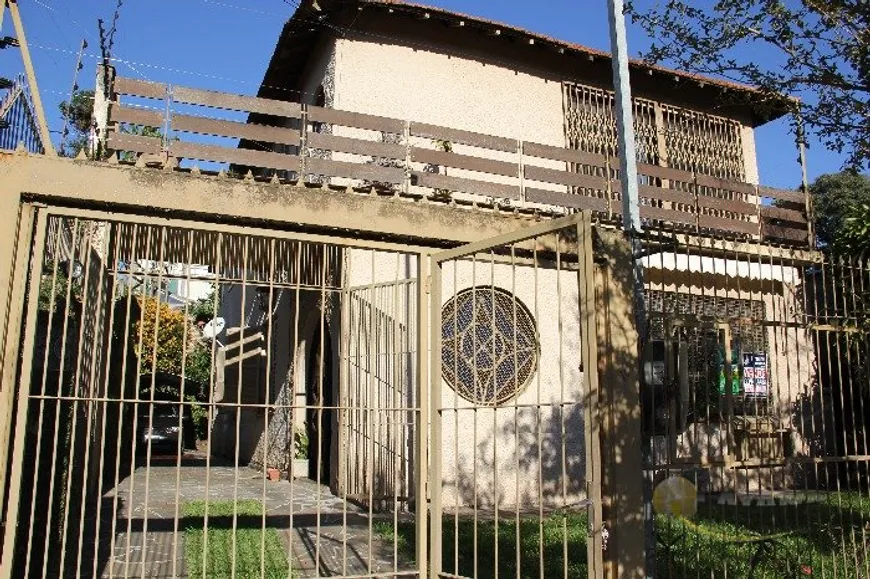 Foto 1 de Casa com 3 Quartos à venda, 260m² em Santa Tereza, Porto Alegre