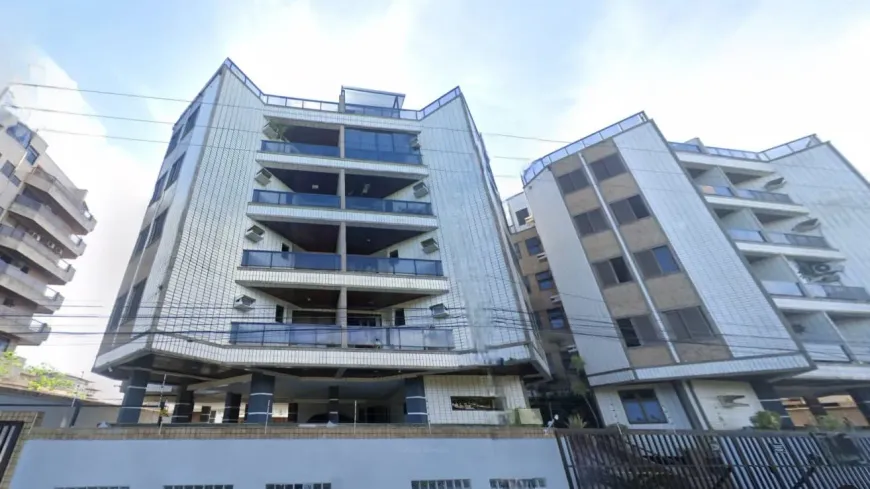 Foto 1 de Apartamento com 2 Quartos à venda, 139m² em Braga, Cabo Frio