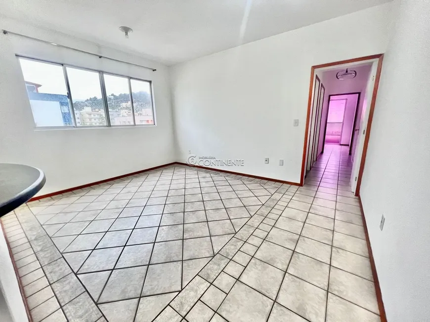 Foto 1 de Apartamento com 2 Quartos à venda, 63m² em Abraão, Florianópolis