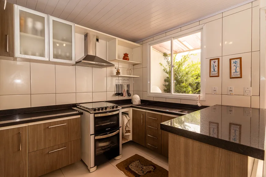 Foto 1 de Casa de Condomínio com 2 Quartos à venda, 65m² em Porto Verde, Alvorada