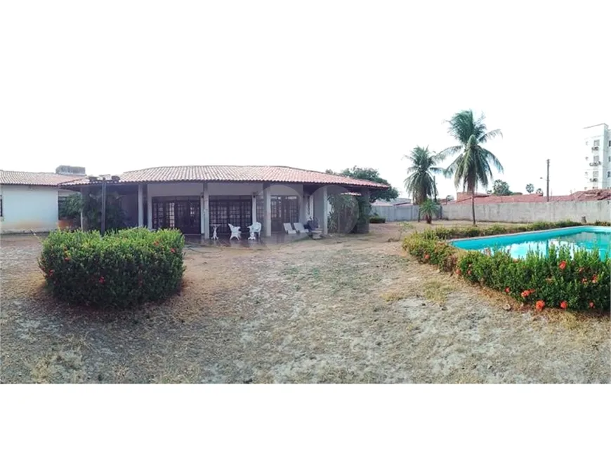 Foto 1 de Casa com 3 Quartos à venda, 509m² em Engenheiro Luciano Cavalcante, Fortaleza