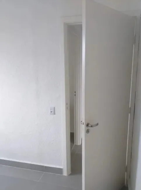 Foto 1 de Apartamento com 2 Quartos à venda, 41m² em Mário Quintana, Porto Alegre