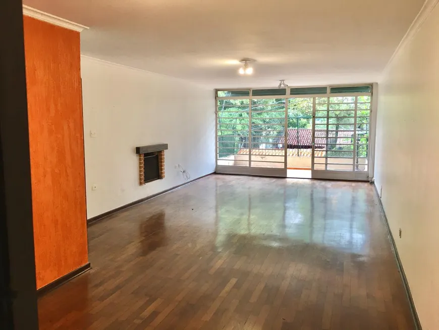 Foto 1 de Apartamento com 3 Quartos para alugar, 210m² em Alto Da Boa Vista, São Paulo