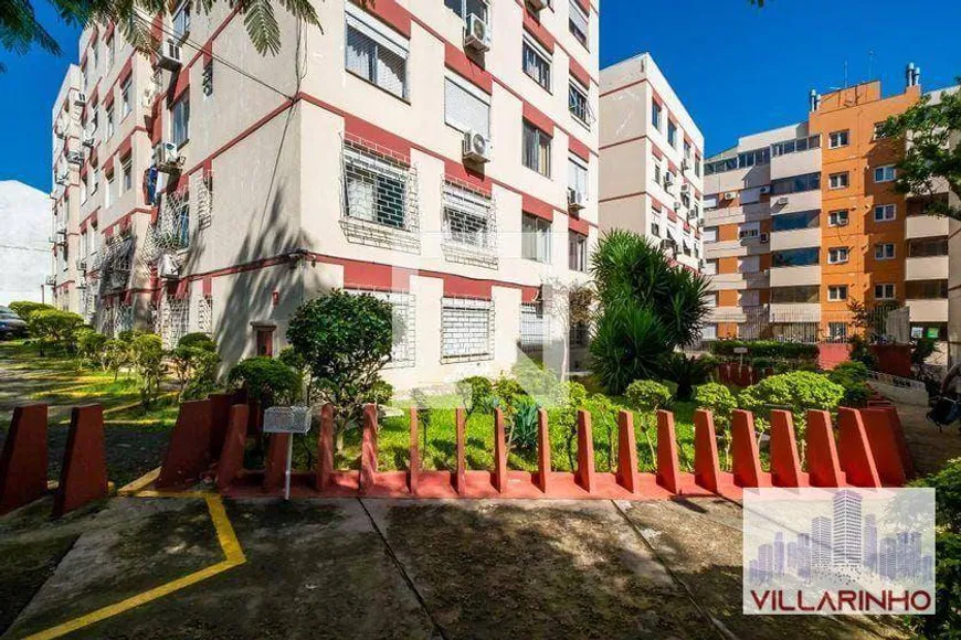 Foto 1 de Apartamento com 2 Quartos à venda, 59m² em Camaquã, Porto Alegre