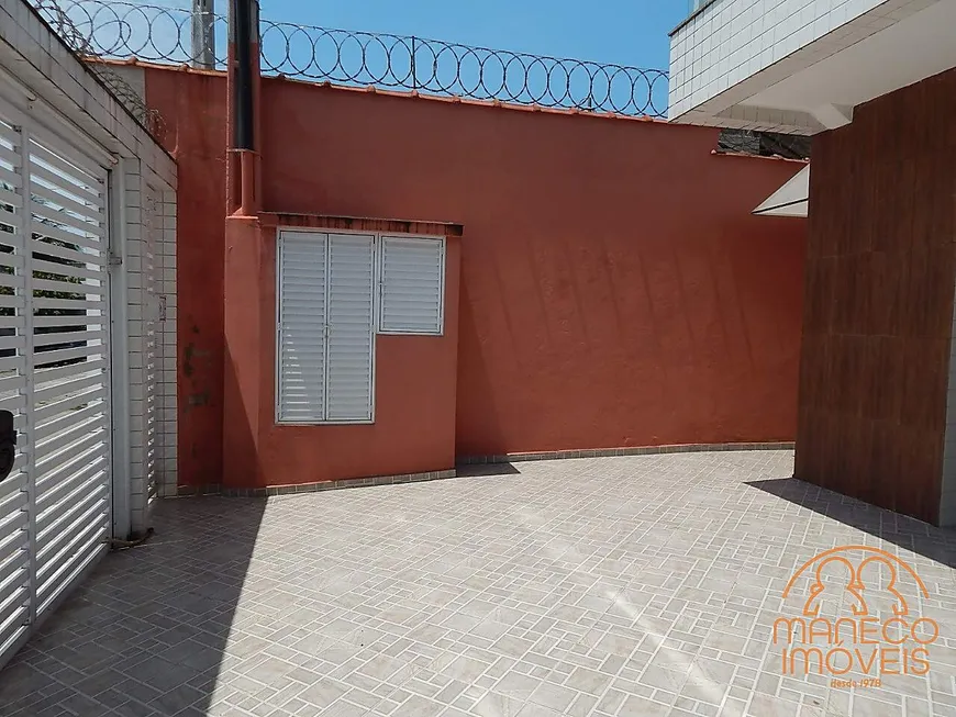 Foto 1 de Sobrado com 3 Quartos à venda, 92m² em Catiapoa, São Vicente