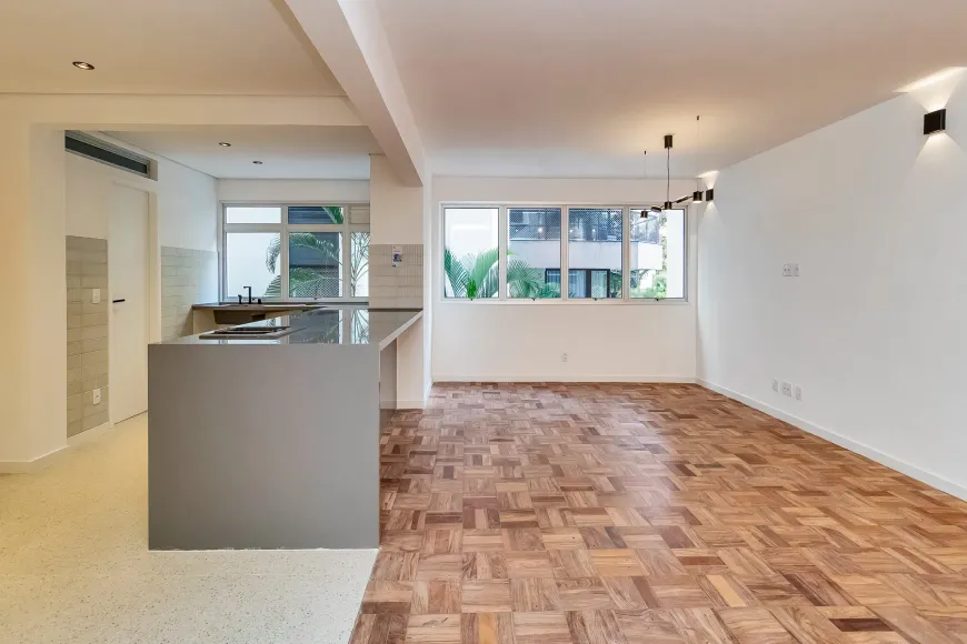 Foto 1 de Apartamento com 3 Quartos à venda, 122m² em Higienópolis, São Paulo