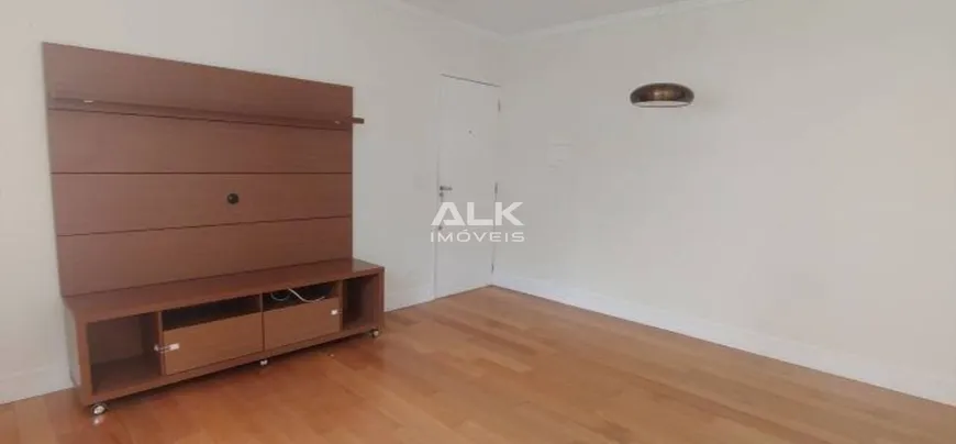 Foto 1 de Apartamento com 3 Quartos à venda, 70m² em Campo Belo, São Paulo