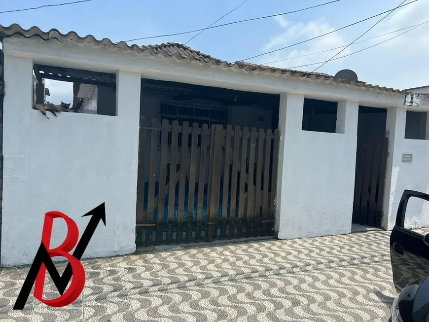 Foto 1 de Casa com 2 Quartos à venda, 180m² em Santa Maria, Santos