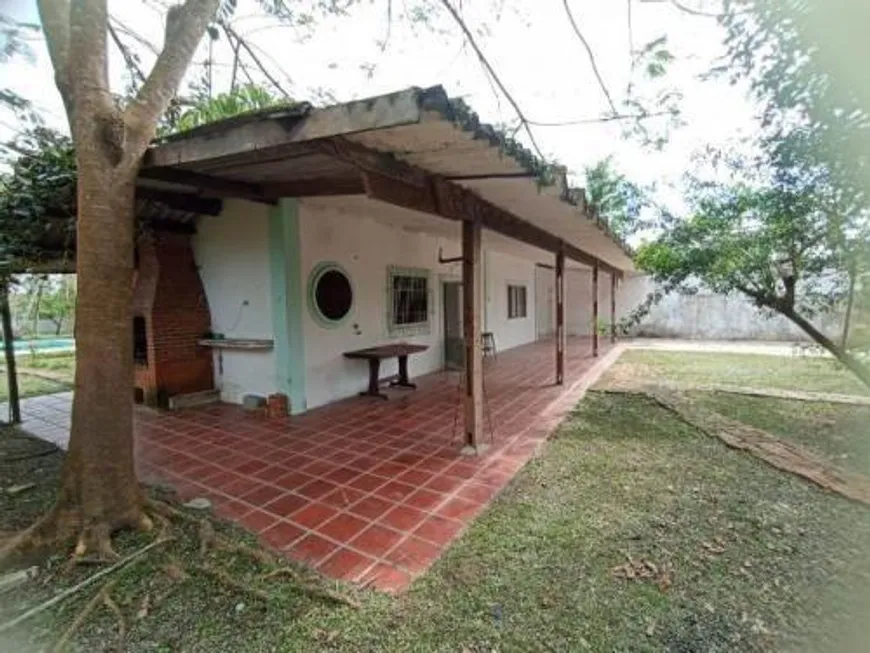 Foto 1 de Fazenda/Sítio com 4 Quartos à venda, 196m² em Balneário Gaivota, Itanhaém