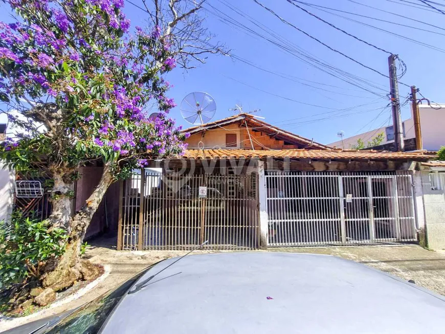 Foto 1 de Casa com 5 Quartos à venda, 250m² em Louveira, Louveira