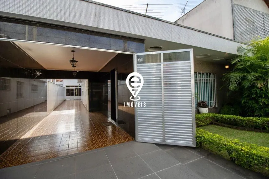 Foto 1 de Casa com 4 Quartos à venda, 259m² em Bosque da Saúde, São Paulo