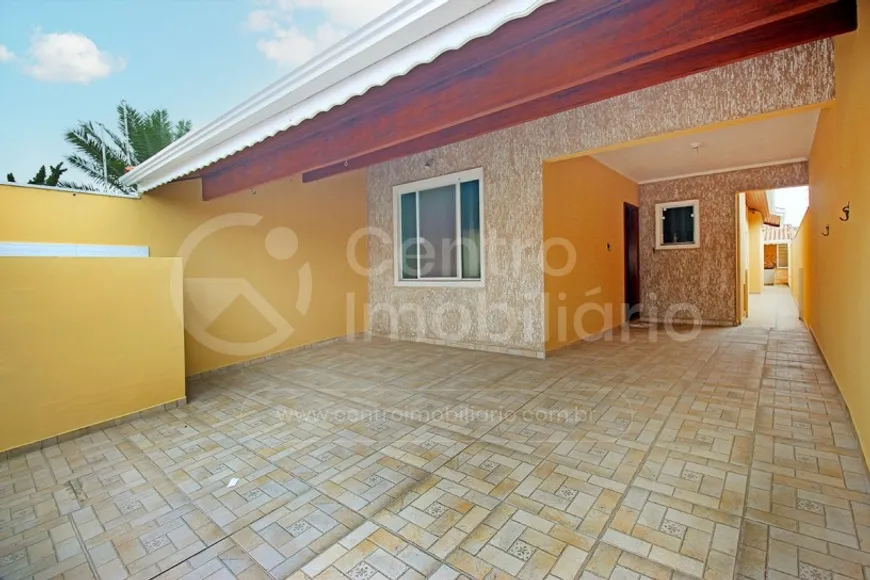 Foto 1 de Casa com 2 Quartos à venda, 100m² em Stella Maris, Peruíbe