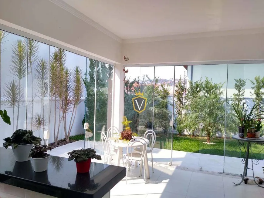 Foto 1 de Casa de Condomínio com 3 Quartos à venda, 185m² em JARDIM DAS PALMEIRAS, Valinhos