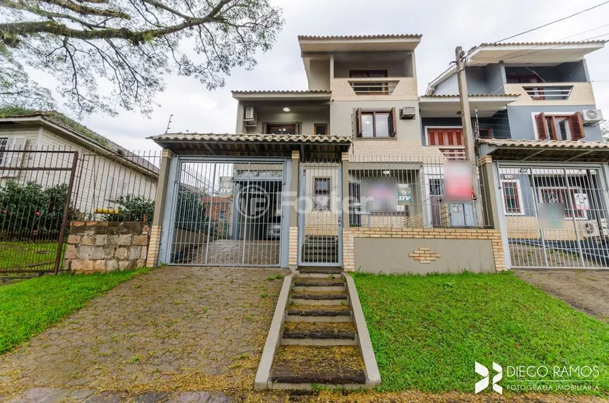 Foto 1 de Casa com 3 Quartos à venda, 172m² em Tristeza, Porto Alegre