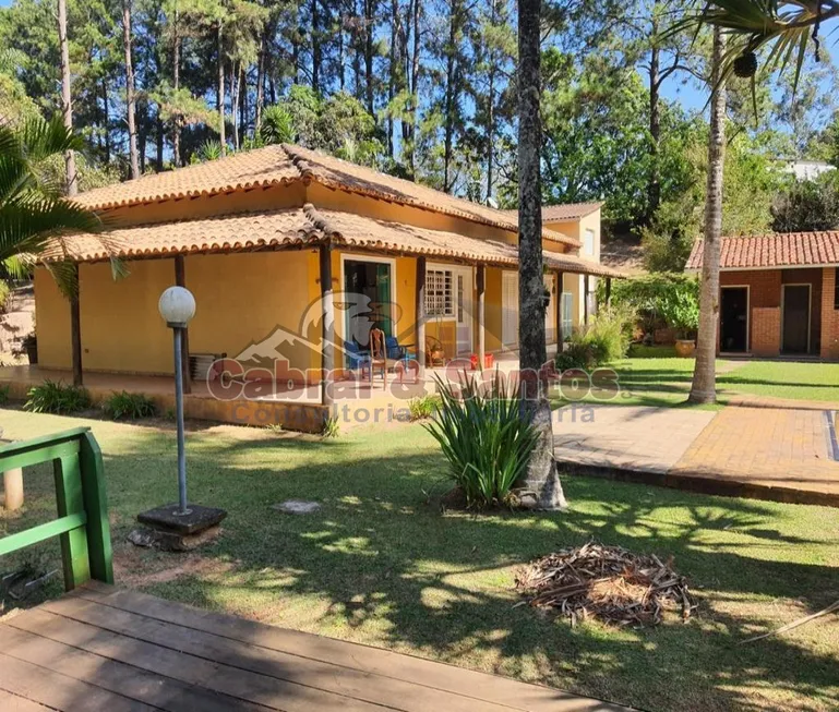 Foto 1 de Fazenda/Sítio com 5 Quartos à venda, 500m² em Apotribu, Itu