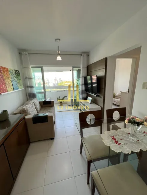 Foto 1 de Apartamento com 3 Quartos à venda, 73m² em Costa Azul, Salvador