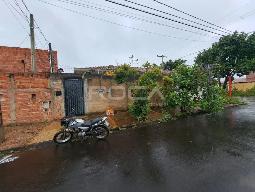 Foto 1 de Casa com 4 Quartos para venda ou aluguel, 180m² em Jardim Sao Carlos, São Carlos