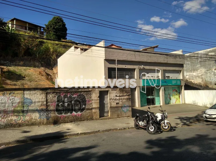 Foto 1 de Lote/Terreno à venda, 827m² em Coração Eucarístico, Belo Horizonte