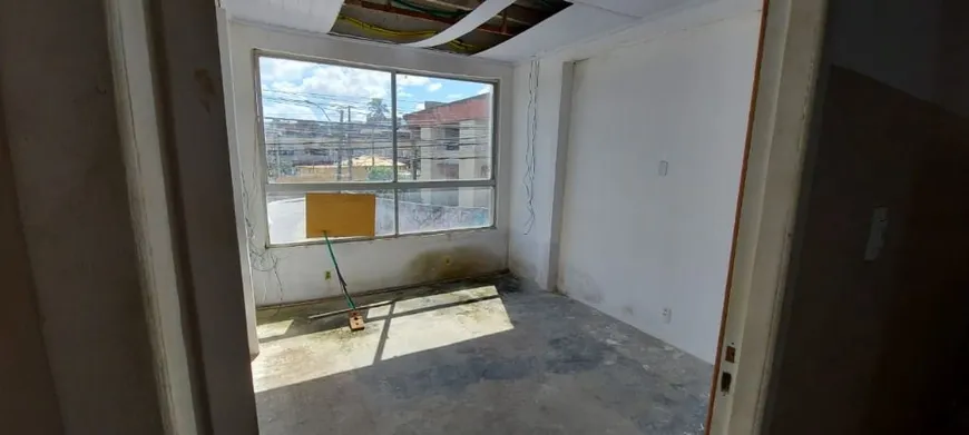 Foto 1 de Sala Comercial para alugar, 18m² em Pituaçu, Salvador