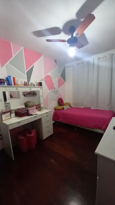 Foto 1 de Casa com 4 Quartos à venda, 200m² em Taquara, Rio de Janeiro