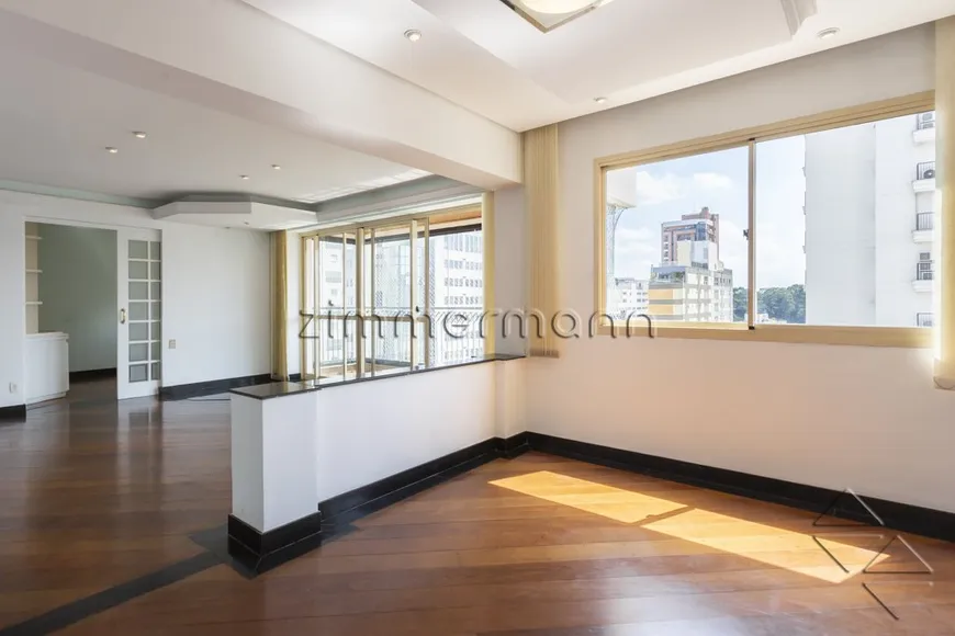 Foto 1 de Apartamento com 4 Quartos à venda, 160m² em Pinheiros, São Paulo