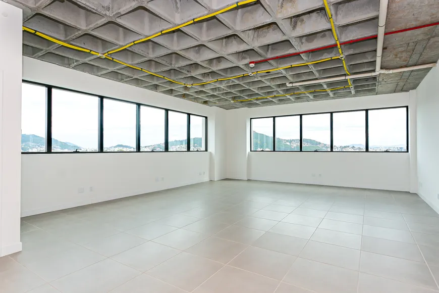 Foto 1 de Sala Comercial para alugar, 62m² em Joao Paulo, Florianópolis