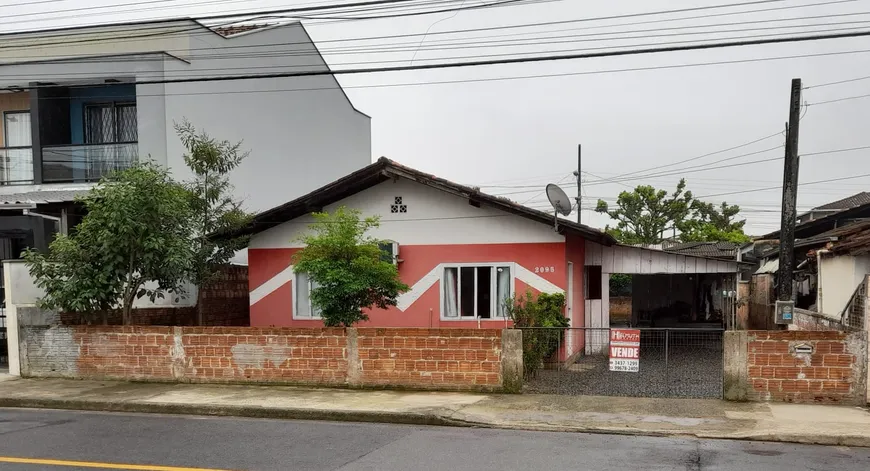 Foto 1 de Casa com 3 Quartos à venda, 90m² em Iririú, Joinville