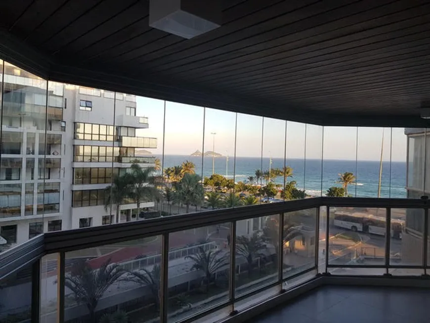 Foto 1 de Apartamento com 1 Quarto à venda, 60m² em Barra da Tijuca, Rio de Janeiro